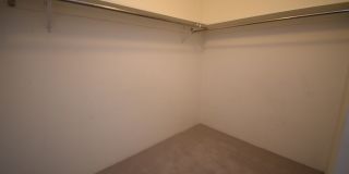 Spacious 1 bed 1 bath Condo on Foothill Dr! Gallery 10