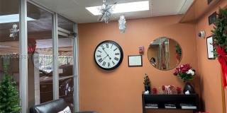2600 NE 135th St Gallery 6