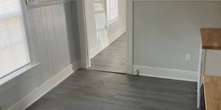 3 bedroom, 2 bathroom near Goodlett and Park Gallery 7