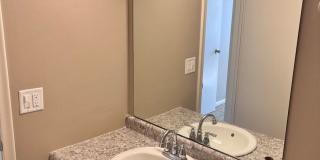 Bristol Square Apartments Gallery 176