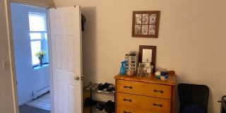 Beautiful 2 bed unit located next to Northeastern. Gallery 5