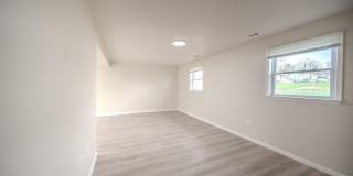 11209 CAROLINE Avenue Gallery 27