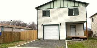 Second-Level Living Gallery 1