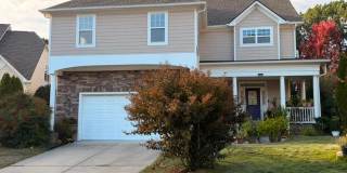 Spacious 5BR House in Cary Gallery 1