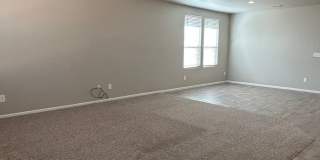 Recently REDUCED!  Beautiful 5 Bedroom Home in Desert Ridge Gallery 12