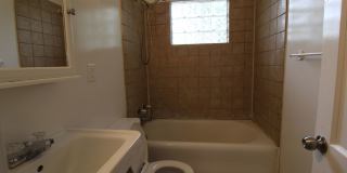2 Bedroom 1 Bath Home In Fairway Gallery 13
