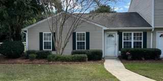 550 Date Palm Circle Gallery 1