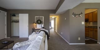 Deer Hill Gallery 48