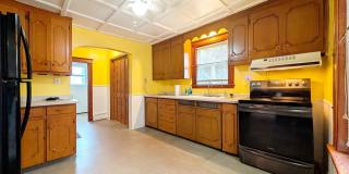 226 Brightwood Avenue Gallery 7