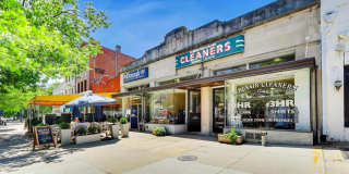 2501 CALVERT Street NW Gallery 33