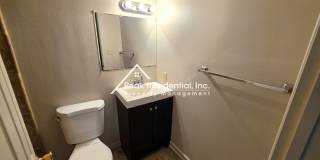 Updated 2bd/1ba Foothill Farms Condo with Carport Gallery 13