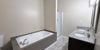 3619 Dock Point Arch Gallery 9