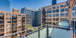 333 S Desplaines Street Gallery 13