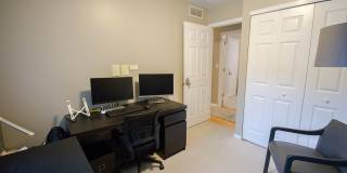 Beautiful Furnished Home on Quiet Cul‑de‑Sac Gallery 13