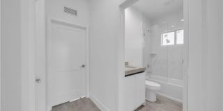 1142 Dutchess St E Gallery 23