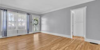 4220 Los Coyotes Diagonal Gallery 4