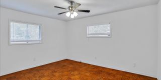 4221/4223 Hawthorne Court 4221/4223 Hawthorne Court Gallery 9