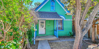 Charming Victorian Home in the Desirable Cole Neighborhood!- Available Early July!! Gallery 1
