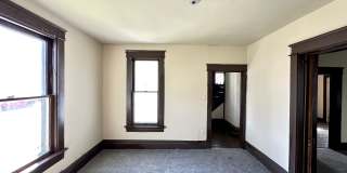413 Bartram Ave Gallery 5