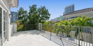 827 SE 2nd Ct Gallery 33