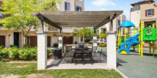 429 Lake Shore Way Gallery 1
