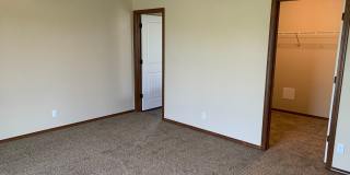 Radiant Lake Waterfront Home Gallery 7