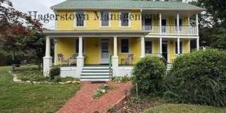 3 Bedroom Home Fully Furnished in Picturesque Appalachian Mountain Setting Gallery 1