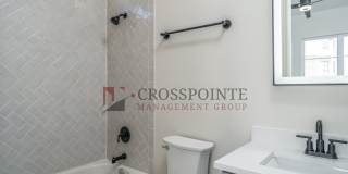 Luxury 3 bedroom, 3.5 Bath, 2 Car Garage Townhome- Fully Furnished! Gallery 6