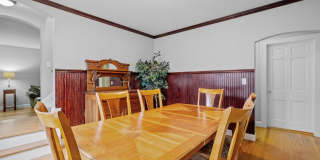 989 Union Street Gallery 28