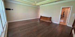 Gorgeous 4 bedroom, 3 Bathroom Home in Lakeside on Long Lake Gallery 9