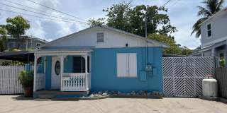 1513 Josephine St Gallery 1