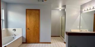 510 College Place Gallery 21