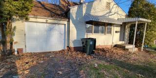 1612 Esther Ave Ne Gallery 1