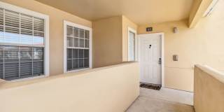 Beautiful furnished & turnkey ready  2/2 unit available now for an annual lease Gallery 4