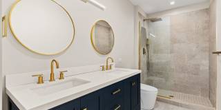 1810 North Wells Street Gallery 13