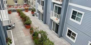 Stunning and stylish Winslow condo now available Gallery 8