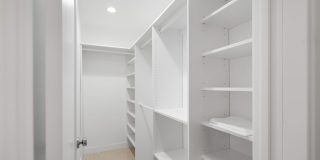 473 1/2 West Sunview Avenue Gallery 4