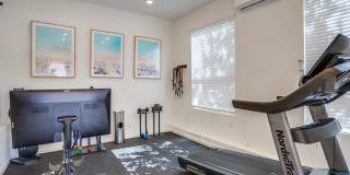 Convenient Inglewood Living Near SoFi & 105 Freeway! Gallery 3