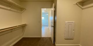 661 Suzanne Drive Gallery 17