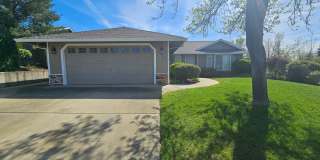 Light & Bright 3-Bedroom House in Ravenwood Subdivision Coming Available Early May! Gallery 5