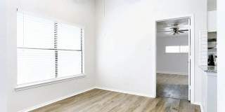 Single Story 3-Bedroom Home Gallery 8