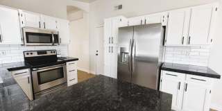 3 bed 2 bath home with Newer Tile and Shower. Gallery 1