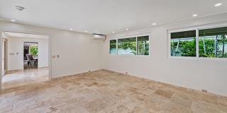 5 BR Executive Home with Pool in prestigious Kahala! Pet Friendly! Gallery 11