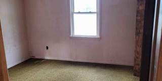 319 W 10th St Gallery 7