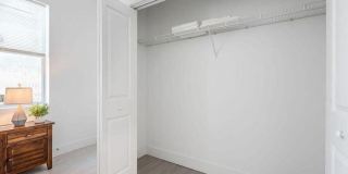 2677 Hiawatha Avenue Gallery 18