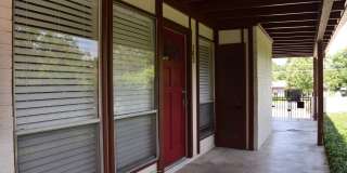 Updated Condo- 5601 Woodrow Gallery 3