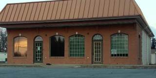 1747 W MAIN Street Gallery 1