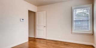 Charming 2 BR / 1 Bath in highly desirable Terrell Heights of San Antonio! Gallery 21