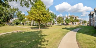 Montclair Parc Apartments Gallery 17