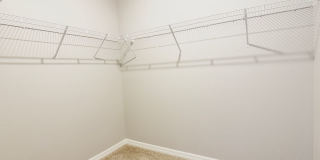 2ND MONTH RENT FREE: Move-In Ready, Pet-Friendly, 2-Car Garage! Available for immediate occupancy Gallery 12